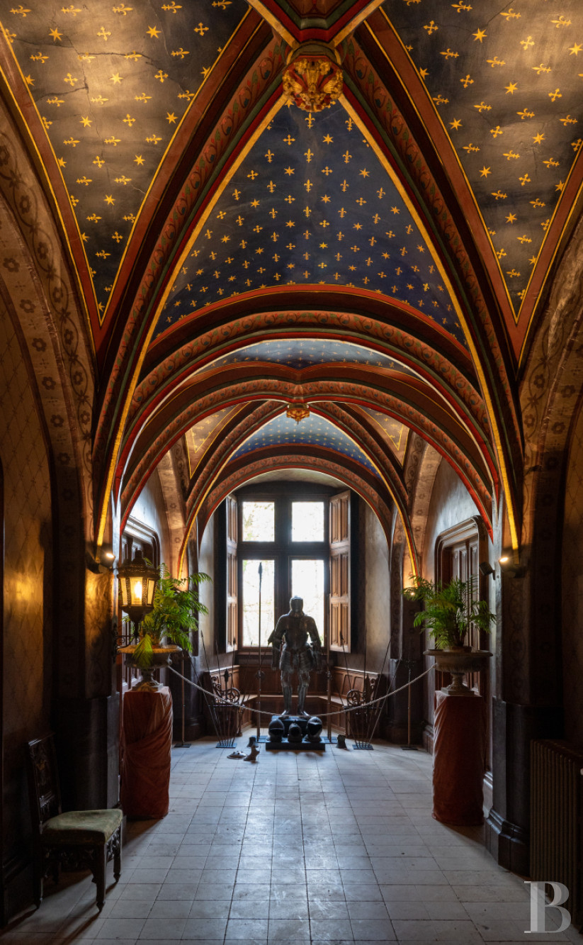 À Ainay-le-Vieil, entre Bourges et Montluçon, une forteresse séculaire tout en raffinement  - photo  n°45